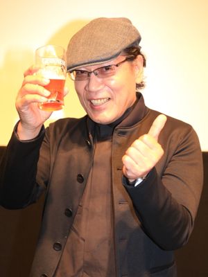 酒場詩人の吉田類 吉田流正しいお酒の飲み方を指南 シネマトゥデイ