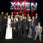 ヒュー・ジャックマンも元気な姿で登場!『X-MEN』プレミアに2,000人が集結!