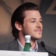 ヌードより男性とのキスに動揺 イヴ・サン=ローラン役ギャスパー・ウリエルが述懐