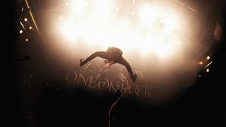 ONE OK ROCK映画で「ラウド上映」実施！歌唱・ヘドバン・口笛・歓声OK！
