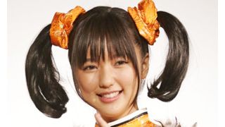 真野恵里菜、「鉄拳」リン・シャオユウのコスプレ姿でファンを魅了!