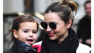 オーランド・ブルーム&ミランダ・カーの愛息子、モデルデビュー!