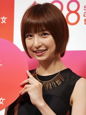 篠田麻里子、まゆゆが1位になり「アイドルグループらしくなった」