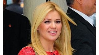歌手ケリー・クラークソンに女児誕生