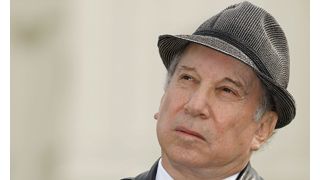 夫婦ゲンカで逮捕されたポール・サイモン夫妻、起訴されないことに