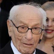 名優イーライ・ウォラックさんが死去 98歳 『荒野の七人』悪役などで知られる