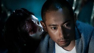 血まみれの柴咲コウが床をはう…恐怖の『喰女-クイメ-』予告編が公開