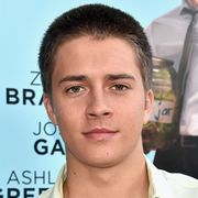 「科学ファミリー ラボラッツ」のディズニー俳優 酒気帯び運転で逮捕
