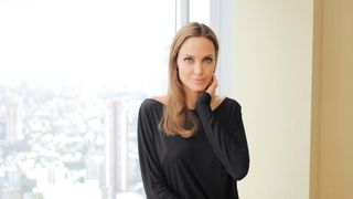 アンジーとブラピ、まな娘の映画デビューには家族総動員!