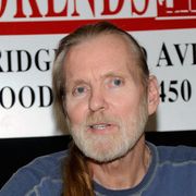 スタッフが事故死した伝記映画の監督&プロデューサー、過失致死で起訴へ