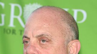 ビリー・ジョエルの母死去 「ロザリンダの瞳」のモデル