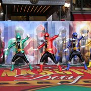 『X-Men』脚本家が「パワーレンジャー」映画化の脚本を担当!