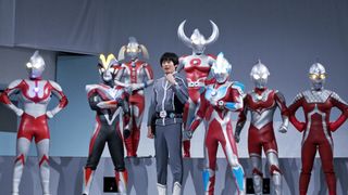 博多大吉、ウルトラヒーローとの対面に感激「東京ってすごい」