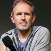 フィリップ・シーモア・ホフマンさん最後の主演作、『誰よりも狙われた男』監督が語る!