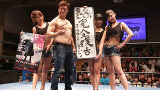 全日本プロレス潮崎豪、フランケンメイクに挑戦も美女にはデレデレ