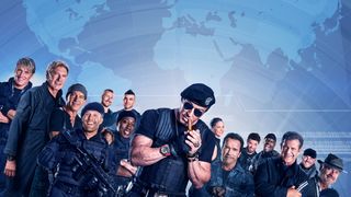 68歳スタローン、大崩落するビルから空へダイブ！『エクスペンダブルズ3』予告編公開