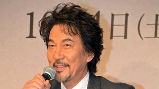 V6岡田と役所広司が一緒に入浴