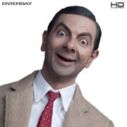 「ミスター・ビーン」リアルすぎて怖い?驚き再現度のフィギュアが登場!