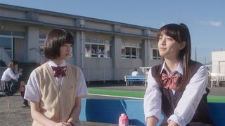山本美月が小松菜奈に恋愛指南!ツンデレ山下智久との恋を応援!