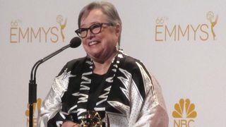 ロビンさんに伝えたい…エミー賞受賞のキャシー・ベイツが秘話明かす