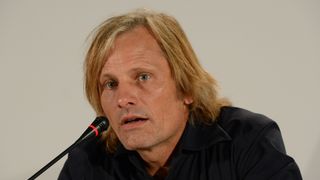 5か国語を操るヴィゴ・モーテンセン、流ちょうな仏語と伊語を披露!