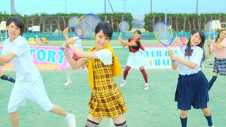 剛力彩芽、新曲は“ラケットダンス”「新しいジャンルに挑戦したい」