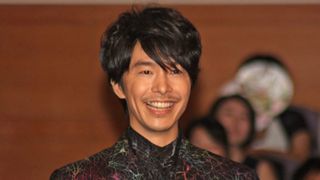 長谷川博己、共演女優に「言葉もないくらいかわいい」