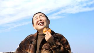 丸刈りおっさん役で主演女優賞!森三中・大島美幸『福福荘の福ちゃん』予告編公開