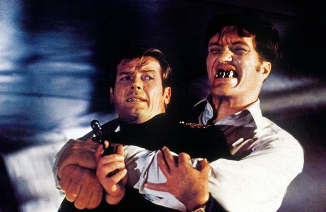 『007』鋼鉄の歯の悪役リチャード・キールさん死去
