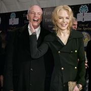 父が急逝したニコール・キッドマン 夫とともにオーストラリアに帰国