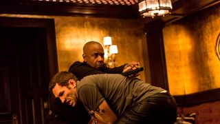 クロエ・モレッツを守るため、今年60歳のデンゼル・ワシントンが華麗にアクション！