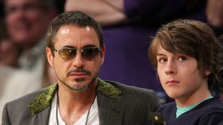 コカイン所持のロバート・ダウニー・Jrの息子、更生プログラムへの参加を命じられる