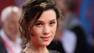 ガイ・リッチー監督アーサー王と円卓の騎士を描く映画で王妃グィネヴィア役決定