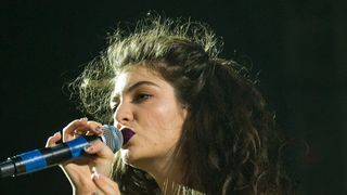 『ハンガー・ゲーム』第3弾で、17歳の歌姫ロードが提供するオリジナル楽曲のタイトルが決定！