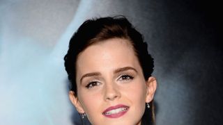 エマ・ワトソン、オスカー受賞監督と政治スリラー作品でタッグ!