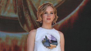 ヌード写真流出のジェニファー・ローレンス、「性犯罪」と怒りあらわ