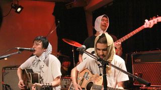 蛭子能収が犬を抱えるバンドが下北沢でライブ！　蛭子の代わりに出演したのは『桐島』のあの俳優！