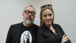 ジブリ作品、ウルトラマンそして黒澤明…日本フリークの奇才が妻とラブラブ来日