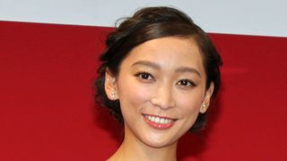 杏、結婚質問に無言