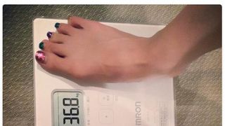 板野友美、36キロの体重公表に賛否
