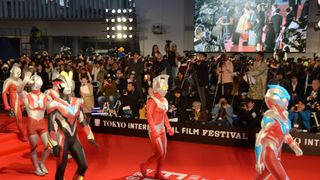 ウルトラヒーロー8人が“地球外ゲスト”としてレッドカーペットに大集結