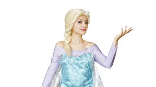 日本版ハロウィーンコスプレ人気ランキングが発表!『アナ雪』VS.「セーラームーン」の戦いに