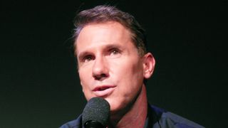 「きみに読む物語」「セイフ・ヘイヴン」の作家ニコラス・スパークスが語る話題の新作映画とは?