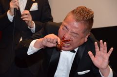 出川哲朗