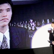 伝説の漫才コンビ、ベイブルース1日限りの“再結成”急逝した相方に捧ぐ…