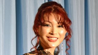 叶美香、衝撃の“手ブラ”シャワー写真をブログで公開