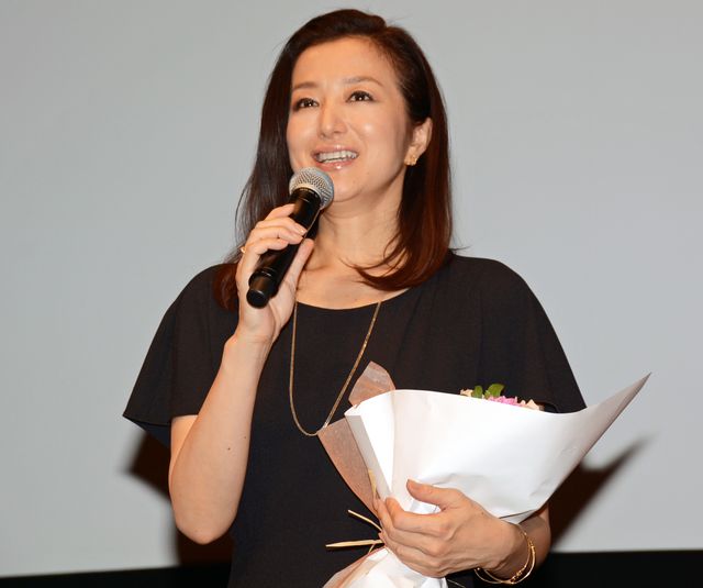 鈴木京香「恐怖心あった」被災地舞台の主演作に感無量