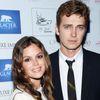 「The OC」レイチェル・ビルソンに女児誕生！父親は『スター・ウォーズ』アナキン役