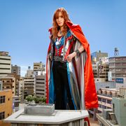 高見沢俊彦、「ウルトラマンタカミー」に変身!怪獣とのバトルで必殺技披露