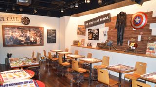 マーベル・カフェ第3弾が本日オープン！『アベンジャーズ』のラストに登場した“あの”料理も